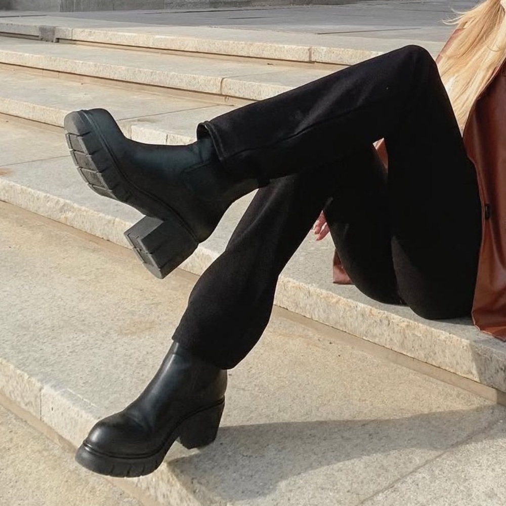 Fashion Nova Black Chunky Heeled Boots